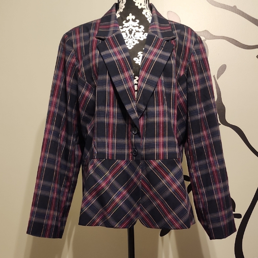 Plaid Blazer with Notched Lapels